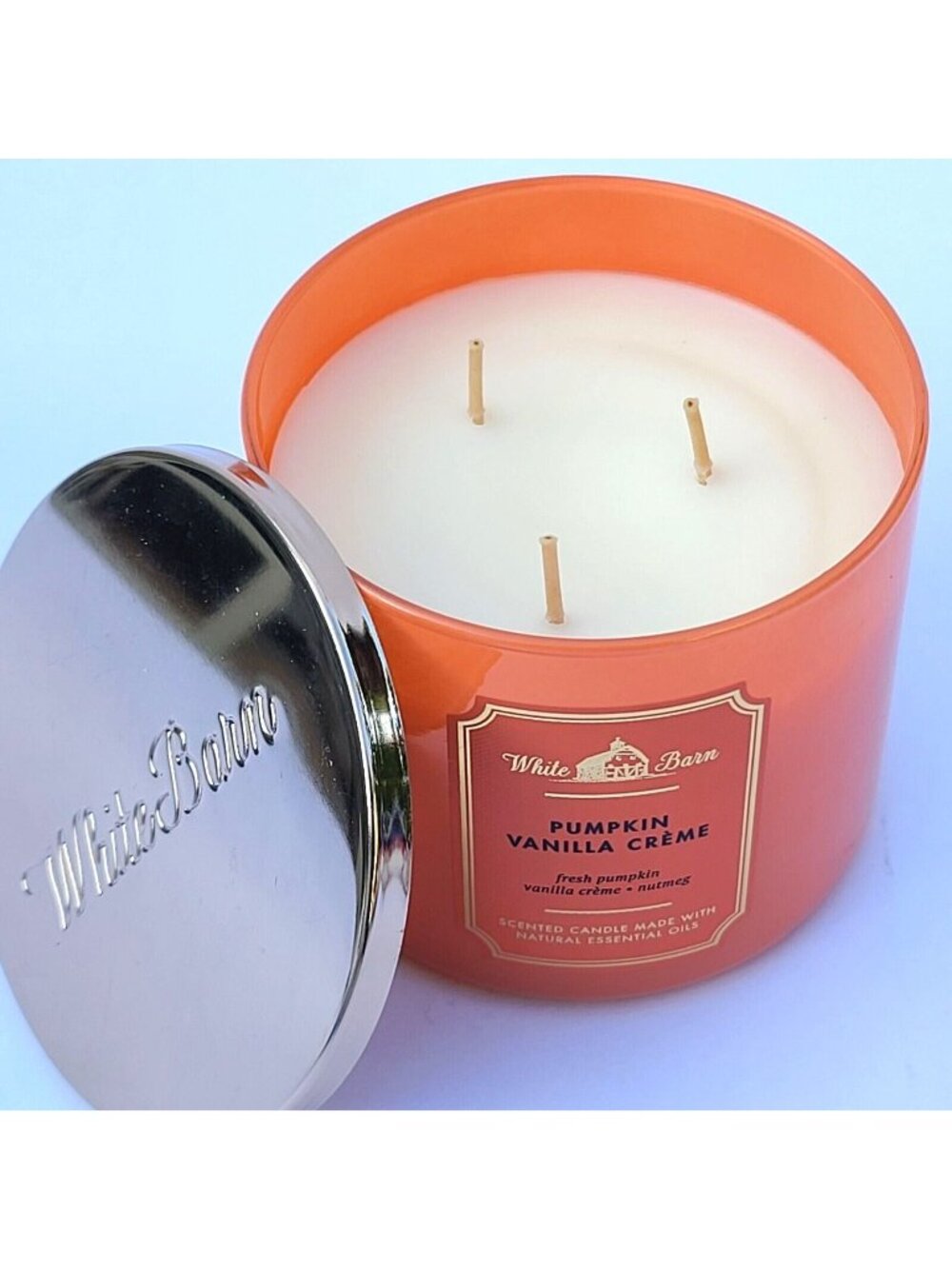 Bath & Body Works PUMPKIN VANILLA CREME 3 Wick Candle 14.5 Oz White Barn Scented